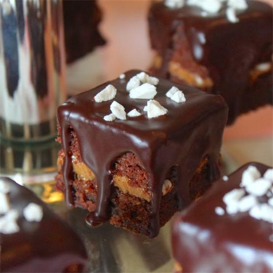 Small pieces of chocolate cake are perfect for parties!