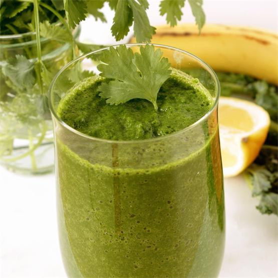 Green smoothie to help you look and feel your best.