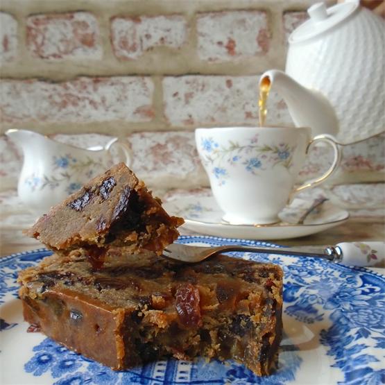 A delicious & moist Rich Fruit Cake - using the boiling method