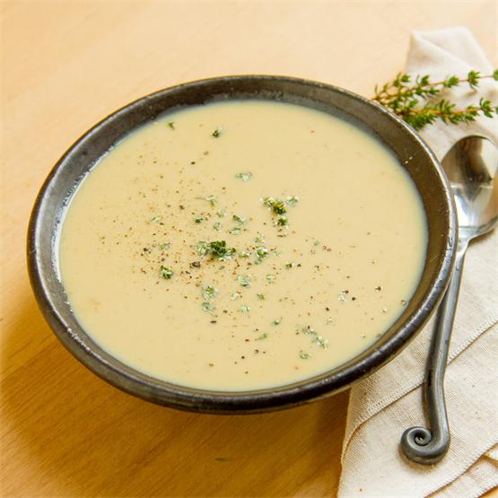 Caramelized Onion Roasted Garlic Bisque