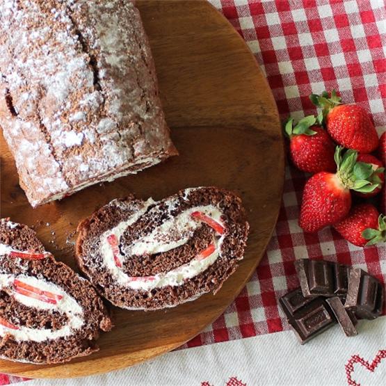 Chocolate and Strawberry Swiss Roll