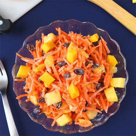 A quick, easy and healthy Tropical Carrot Salad