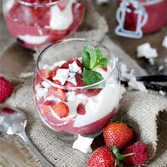 Summery Eaton Mess - a British classic revisited!