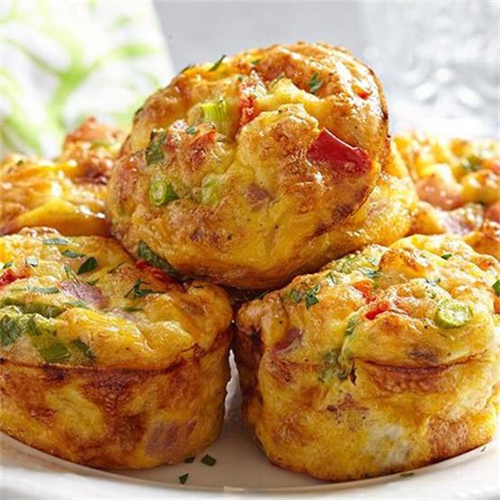 Grilled Cheesy Egg Muffins With Ham And Vegetables