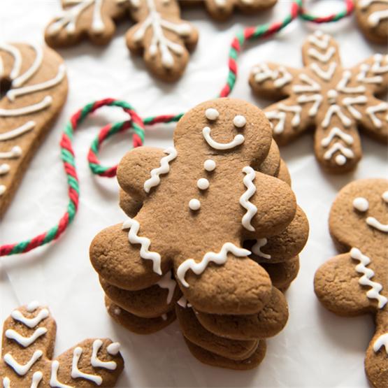 Soft & Chewy Gingerbread Men Cookies