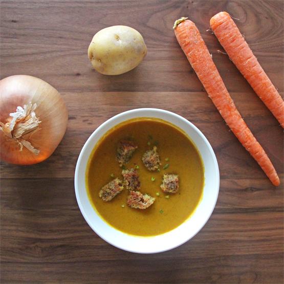 Vegan Spiced Carrot Soup with Whole Grain Croutons