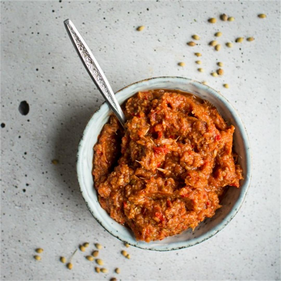 Homemade Red Curry Paste (Vegan)