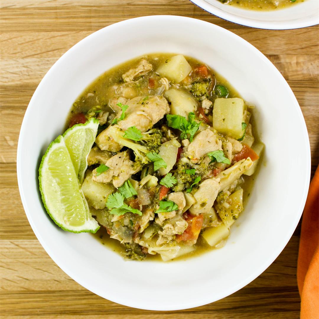 Chicken & Veggie Green Curry Soup