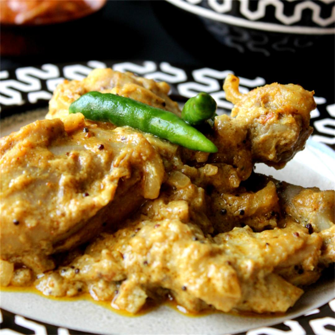 Indian Achari Chicken Curry (with Raw Mango Pickle)