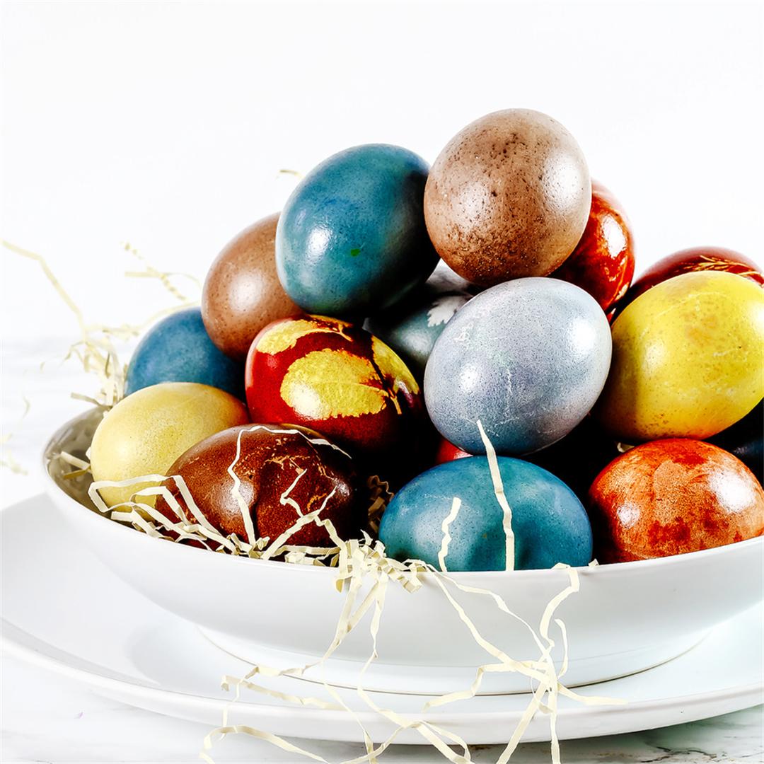 Naturally Dyed Ester Eggs