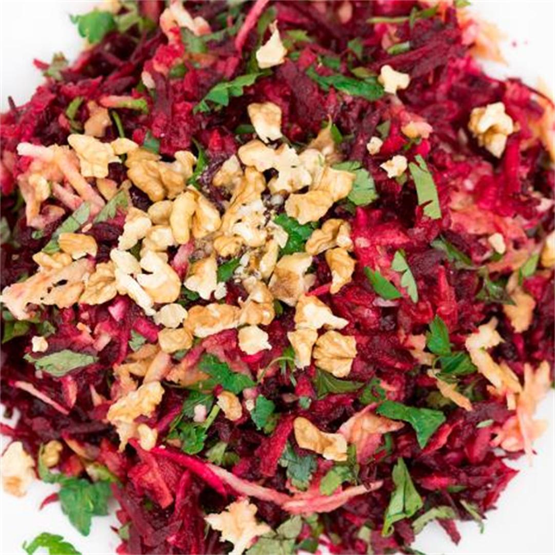 Crunchy beetroot and apple salad