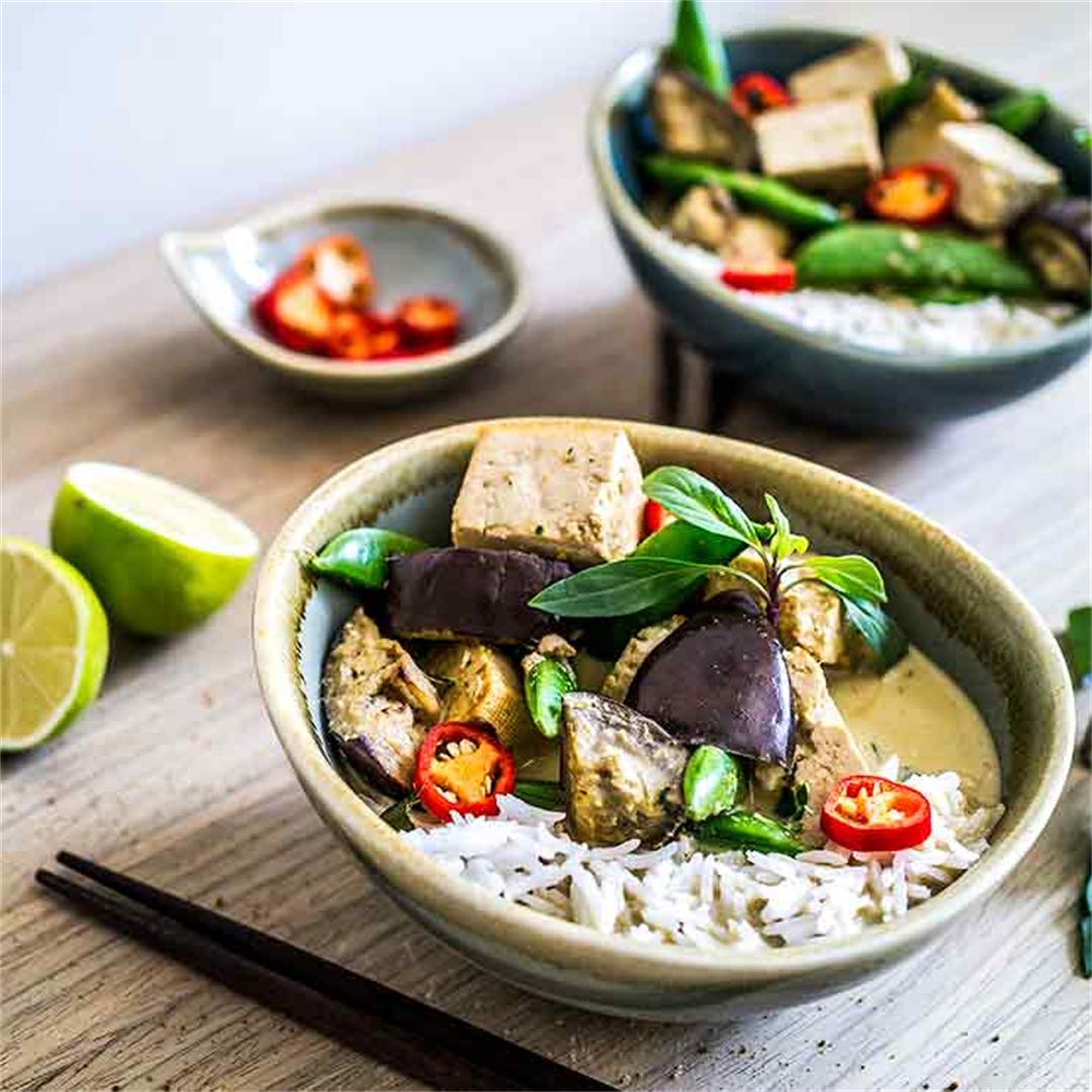 Authentic Thai Green Curry [Vegan]