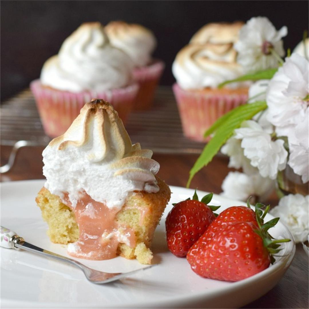 Rhubarb & Strawberry Meringue Cupcakes
