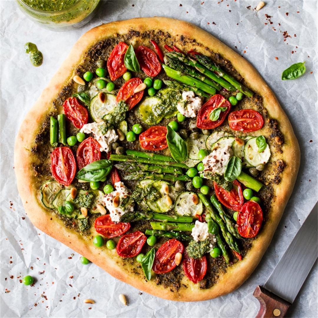 Spring cheeseless pizza