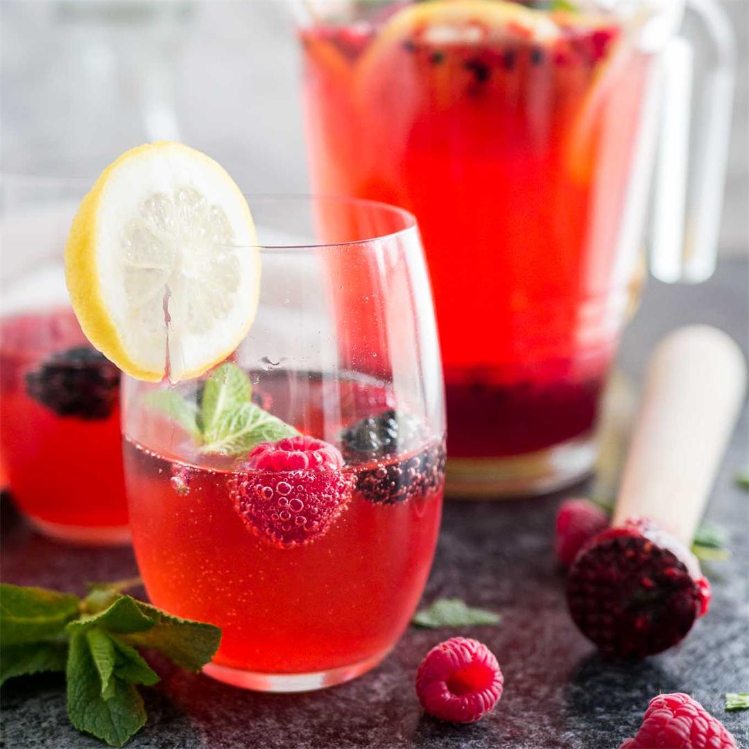 Homemade Raspberry Lemonade