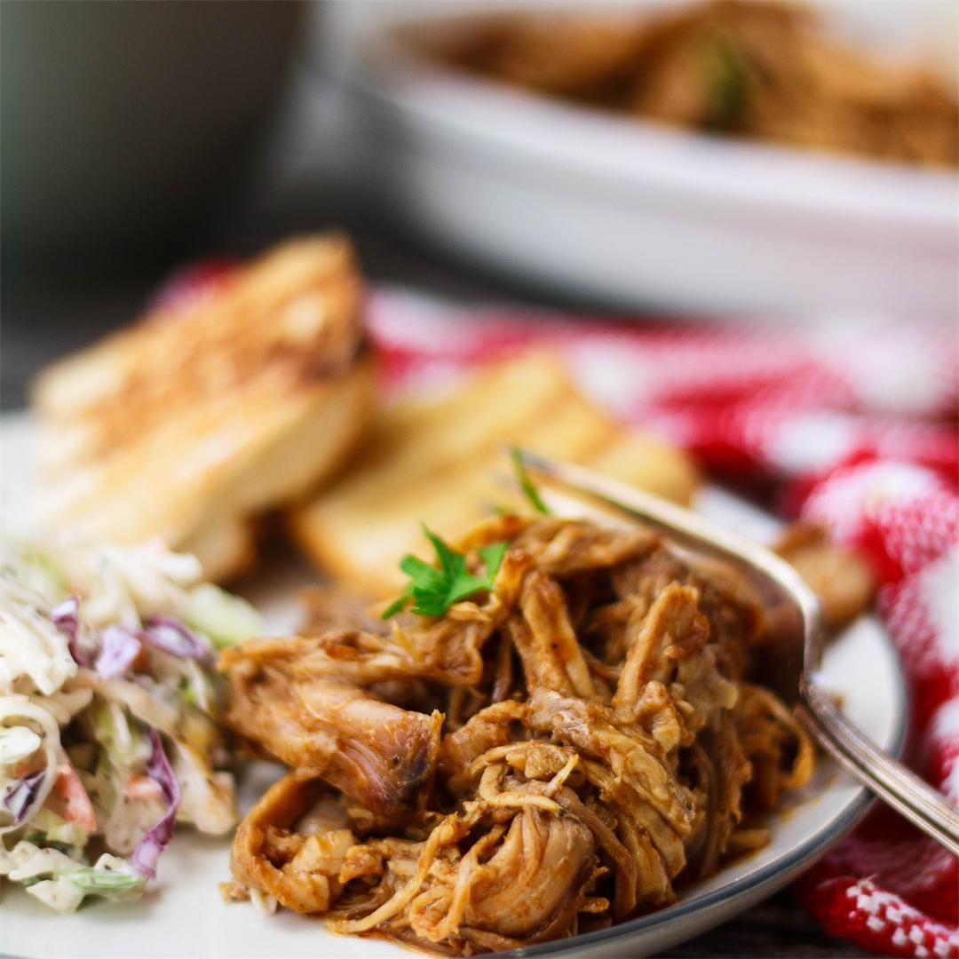Slow Cooker Pulled Pork made with no processed ingredients