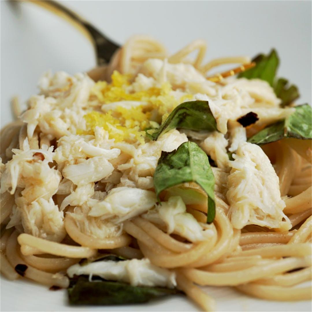 Low FODMAP Pasta with Crab Meat, Lemon & Fresh Basil