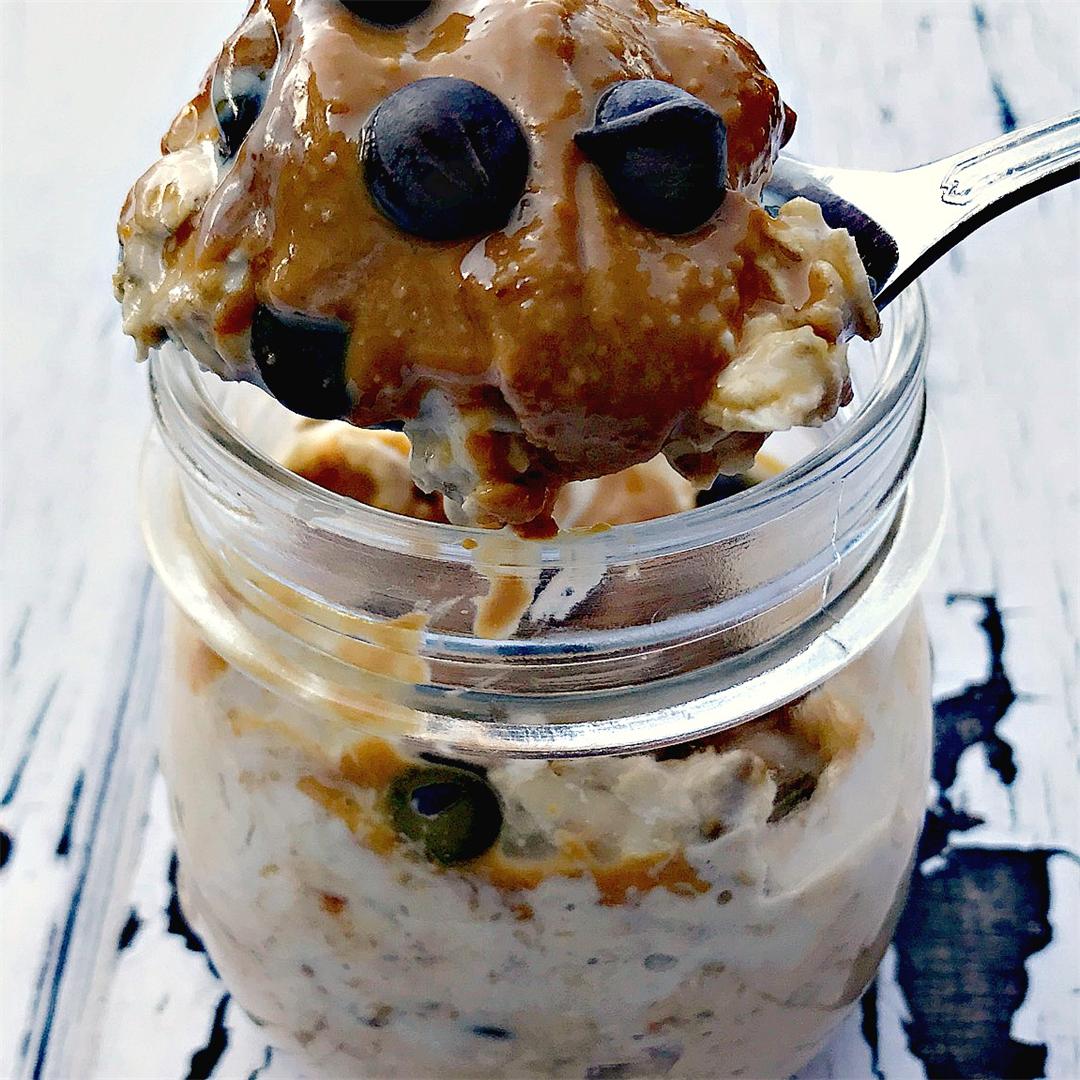 Chocolate Chip Cookie Dough Protein Overnight Oats