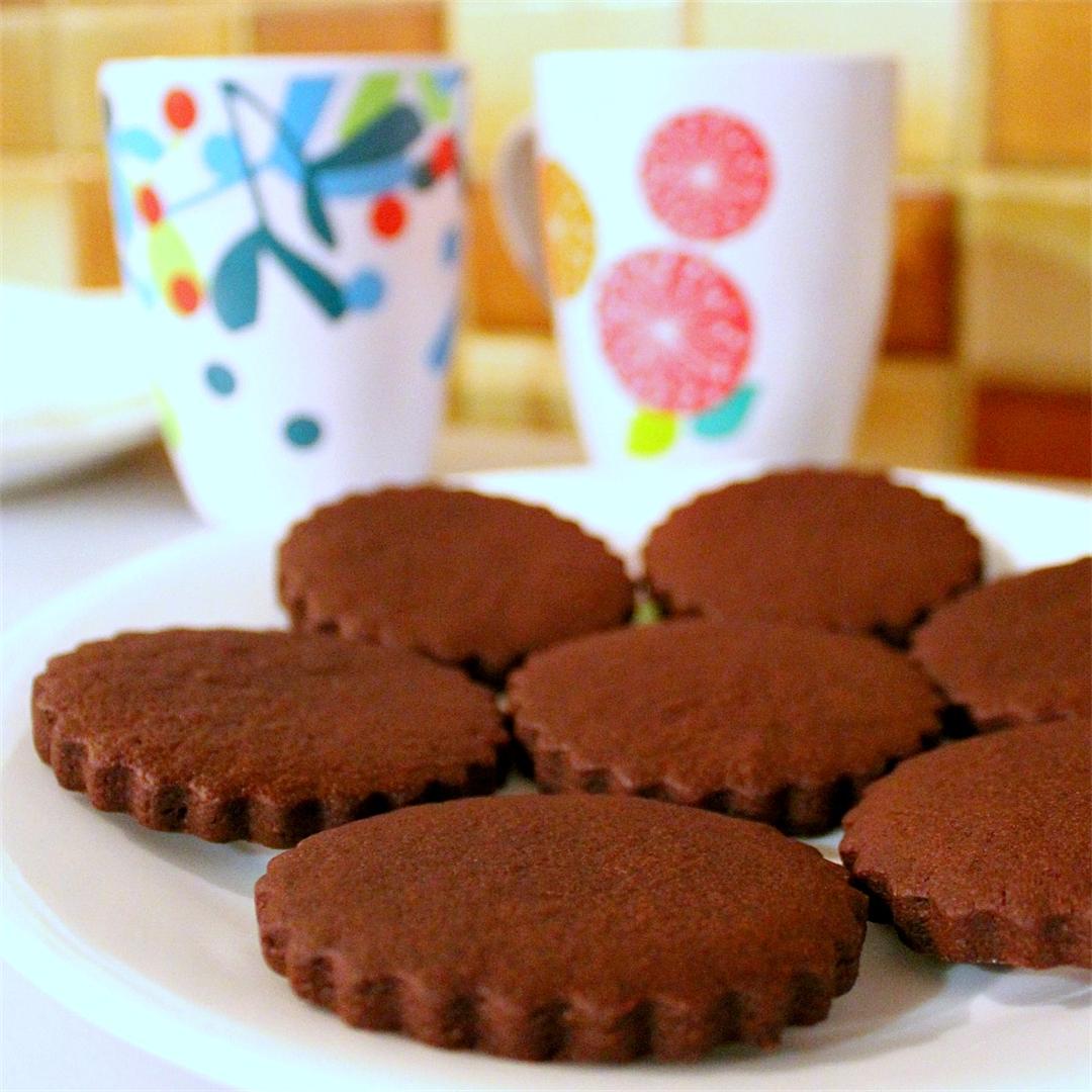 Delicious Chocolate Sugar Cookies