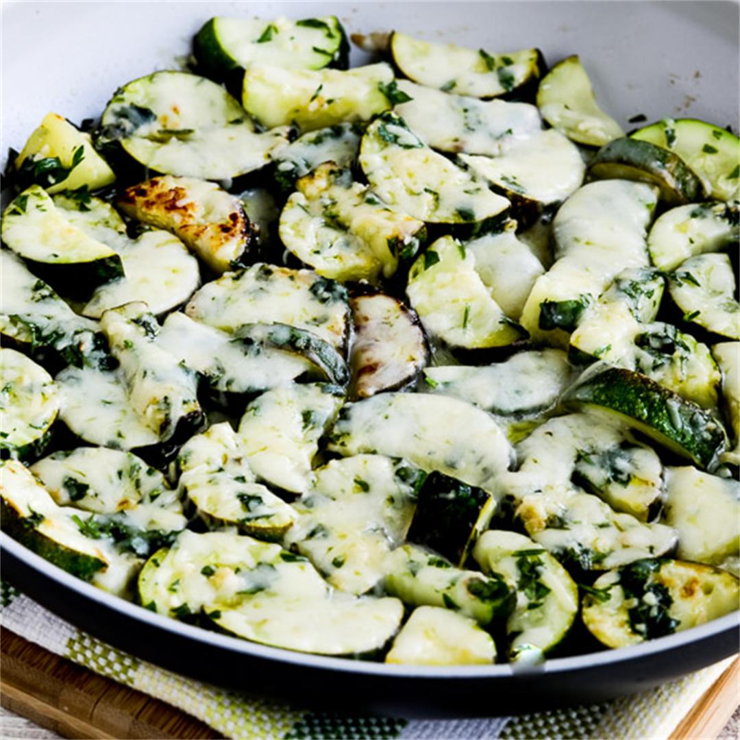 Low-Carb Cheesy Zucchini with Garlic and Parsley
