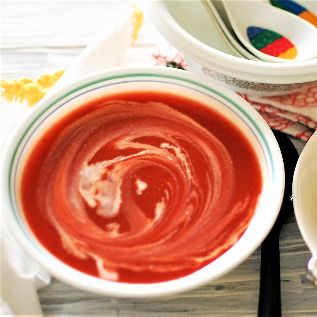 Tomato and beetroot soup