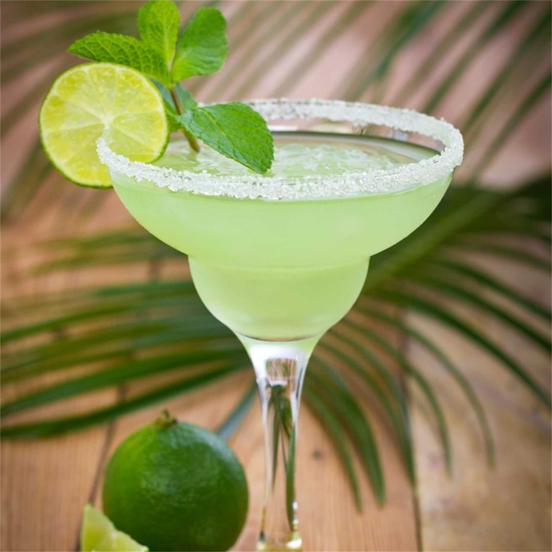 Turn up your tequila game with this amazeballs classic margarit