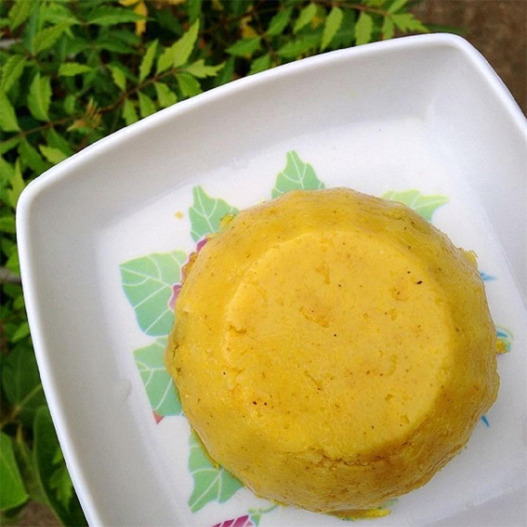 Mango flavored rava sheera, mango flavored sooji ka halwa