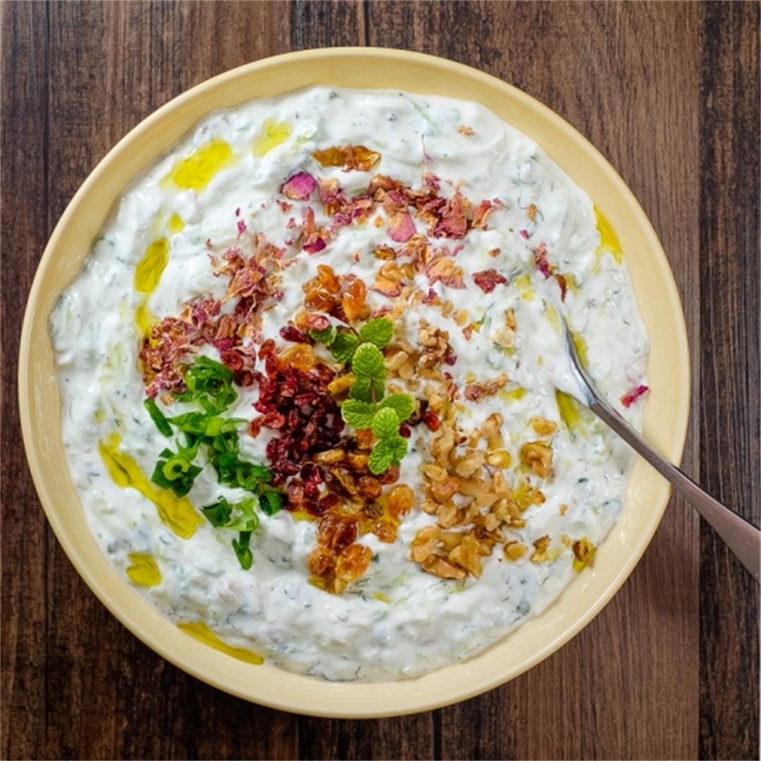 Mast-o-Khiar (Persian Cucumber Yogurt Salad)