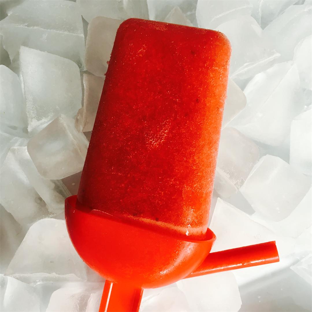 Fresh Strawberry and Prosecco Ice Lollies