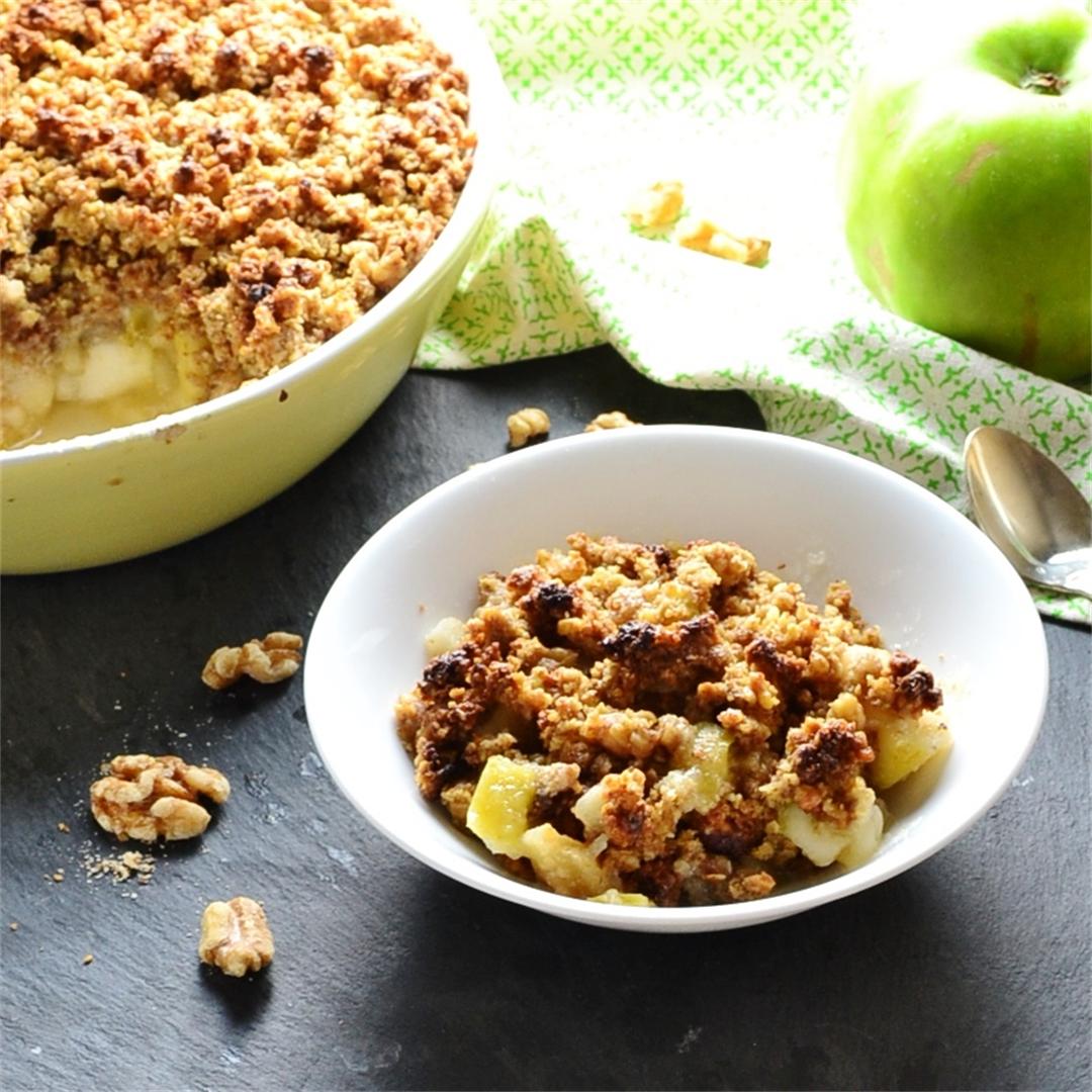 Apple Ginger Breakfast Crumble with Walnuts