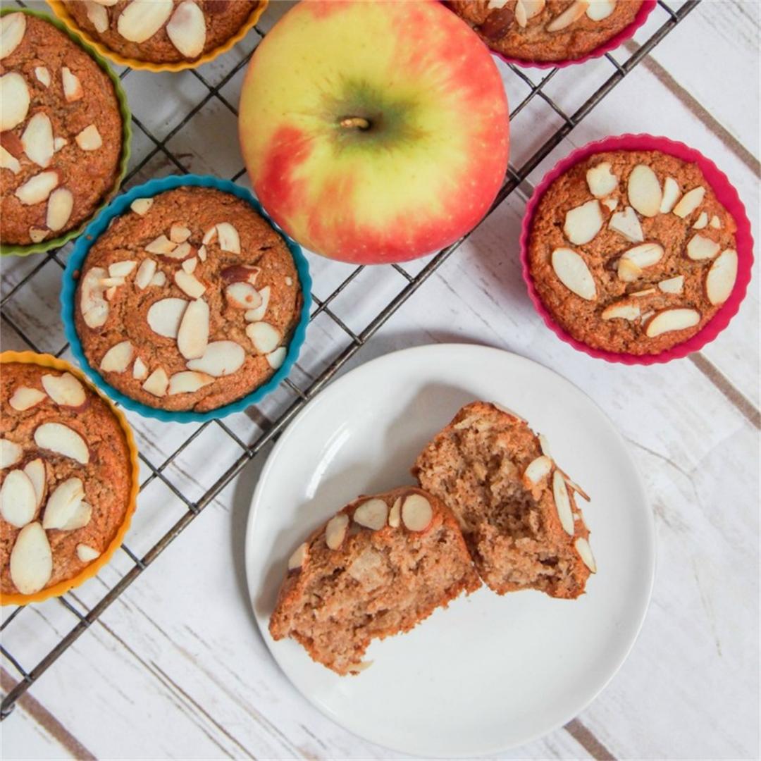Healthy apple muffins