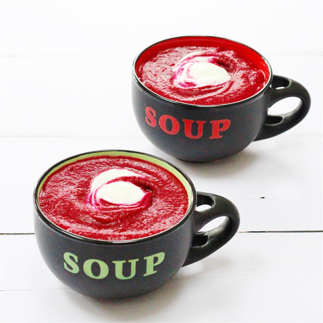 Roasted garlic and beetroot soup