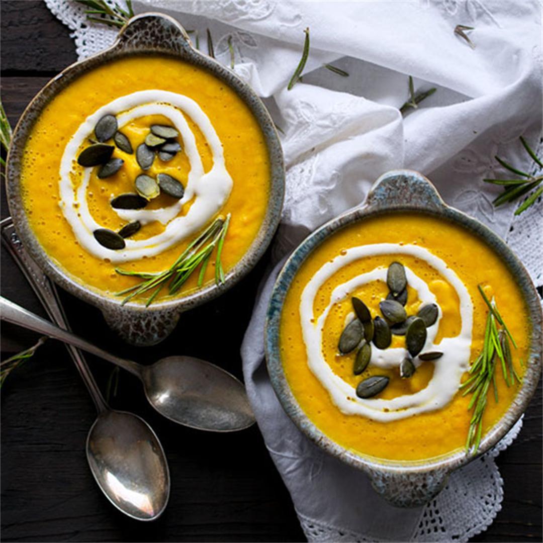 Creamy Pumpkin Turmeric Soup (Raw, Vegan)