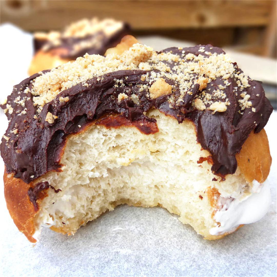 S’mores Doughnuts with Homemade Marshmallow Creme (made in an A