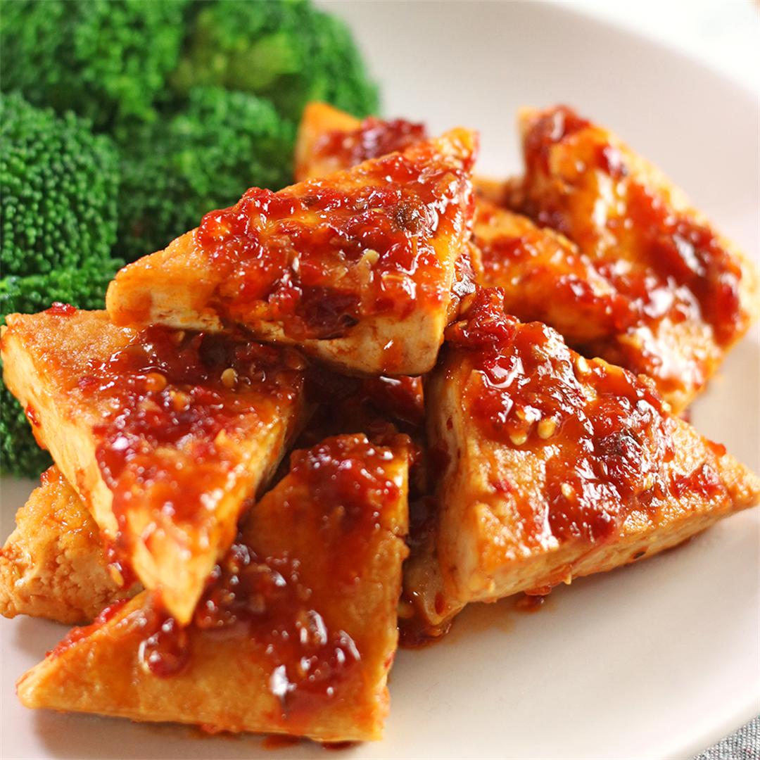 Tofu in Chili Garlic Sauce