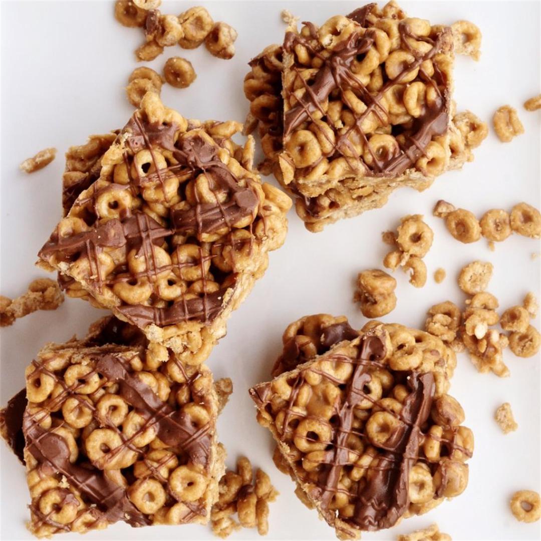 Peanut Butter Chocolate Cereal Bars