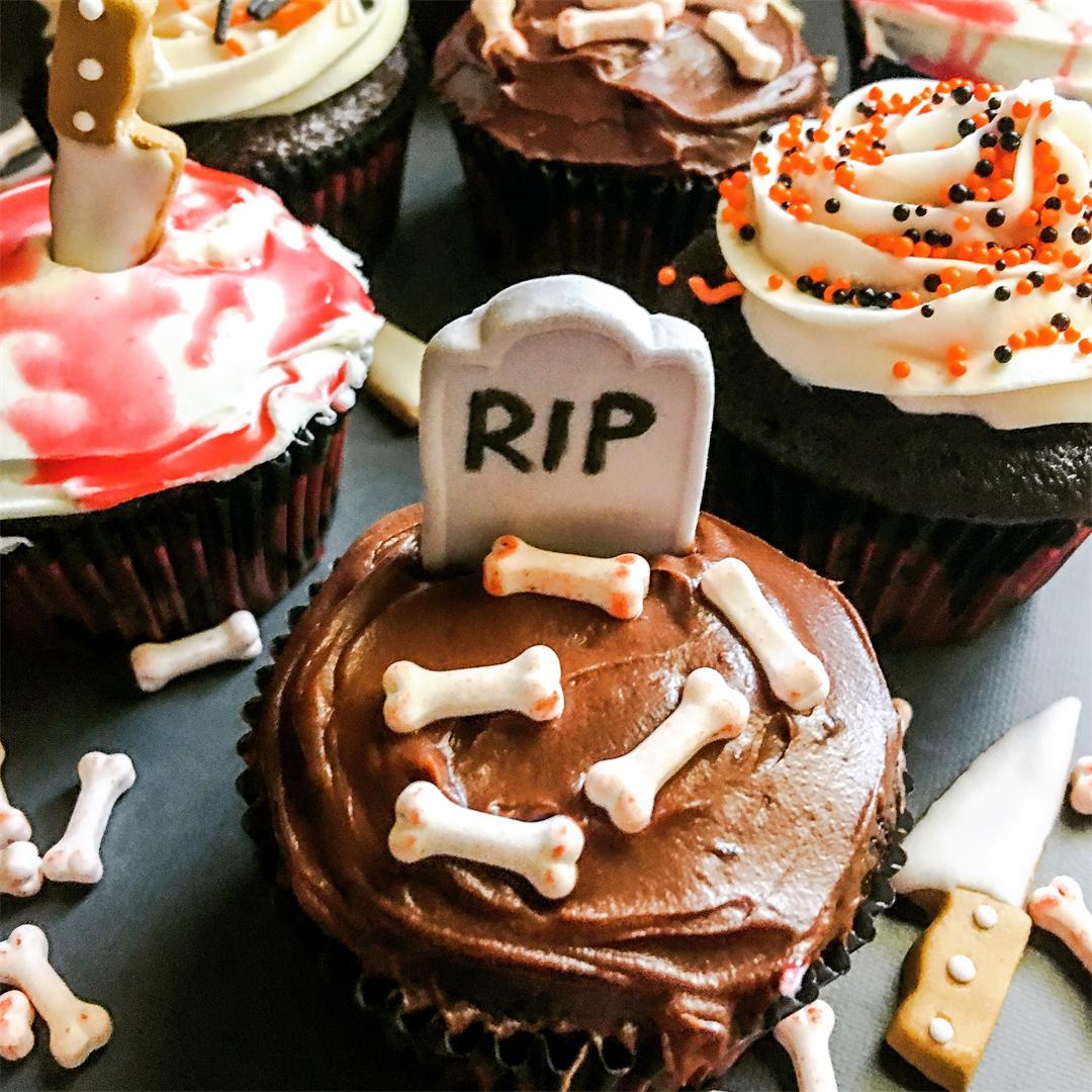 Frightfully Easy Halloween Cupcakes