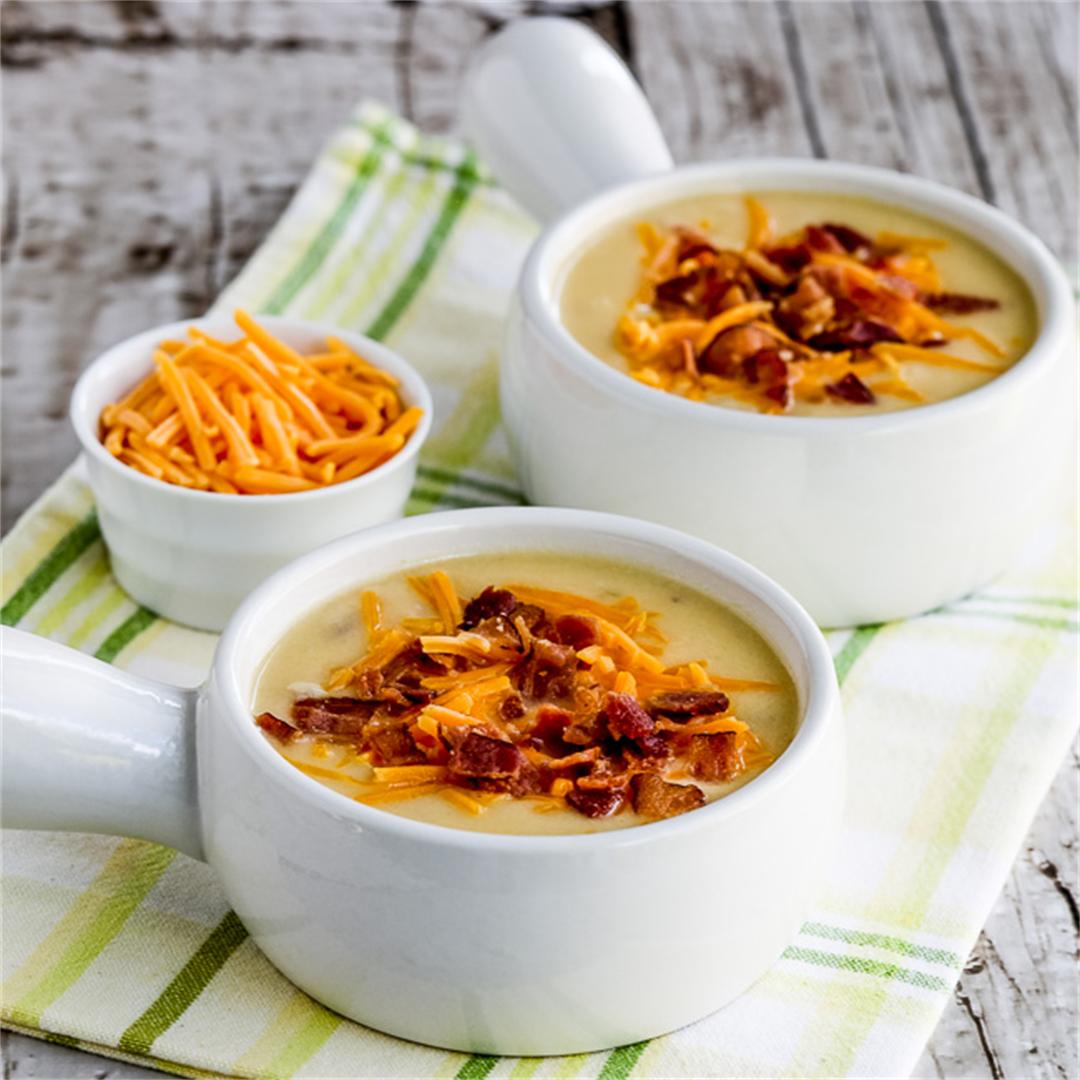 Cheesy Cauliflower Soup with Bacon and Green Chiles