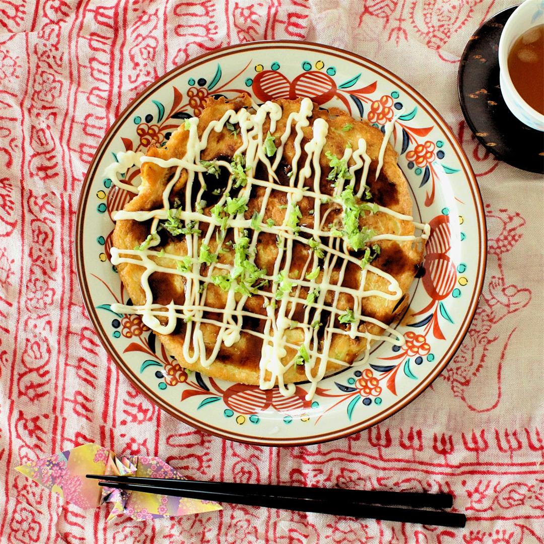 Okonomi-yaki is a cabbage pizza