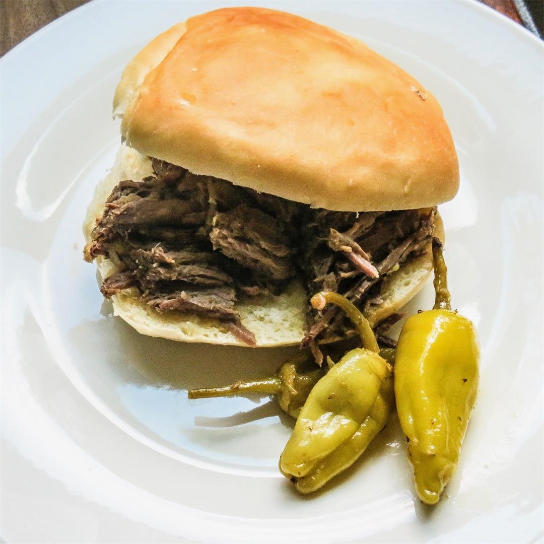 Slow Cooker Beef Sandwiches with Horseradish Sauce