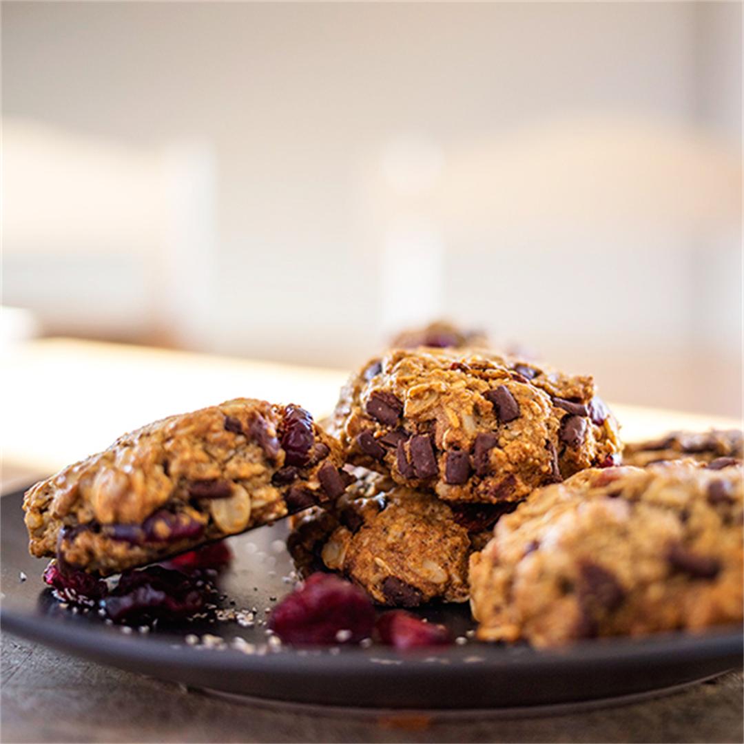 Cranberry and Cacao Chip Oat Cookies
