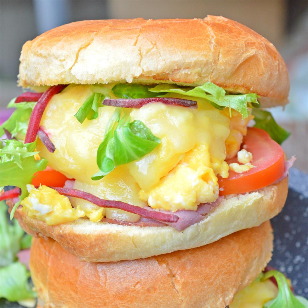 Brisket & Eggs Breakfast Burger