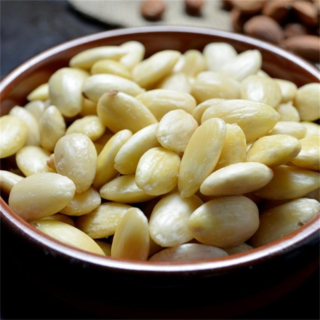 Blanching Almonds in 5 Easy Steps