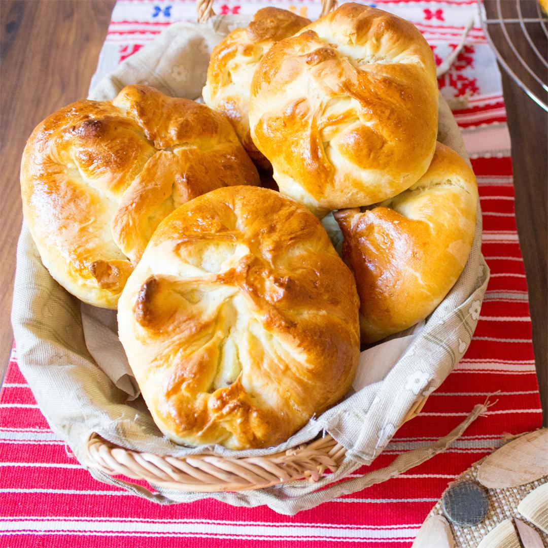 Brioche buns filled with sweet cheese and raisins