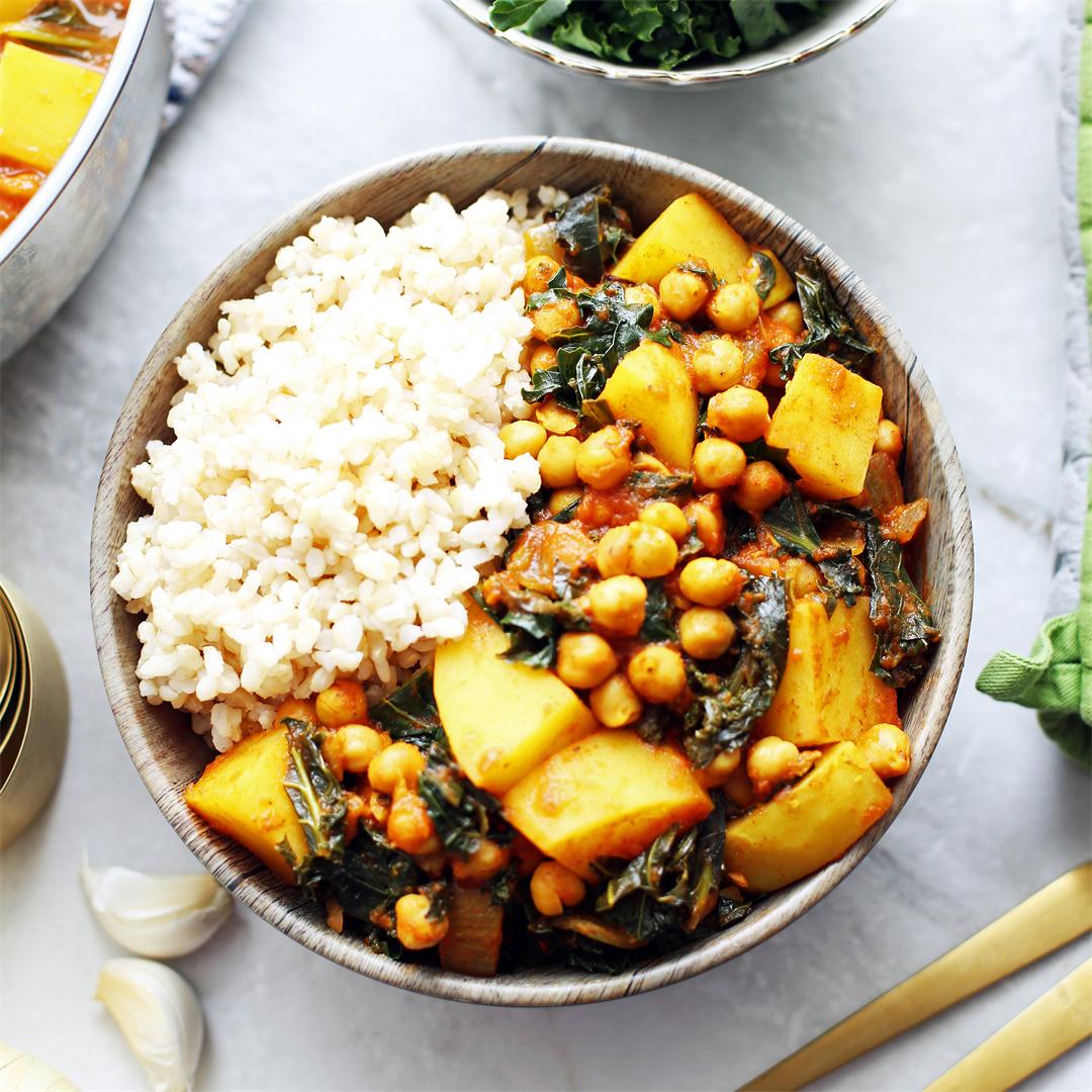 Spicy Chickpea Kale and Potato Curry
