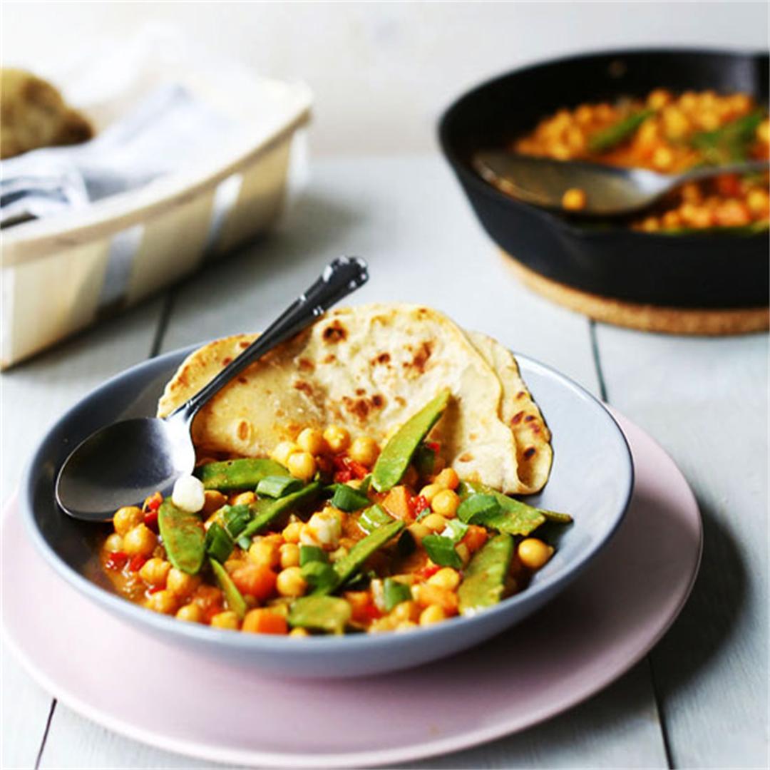 Yummy yellow chickpea curry