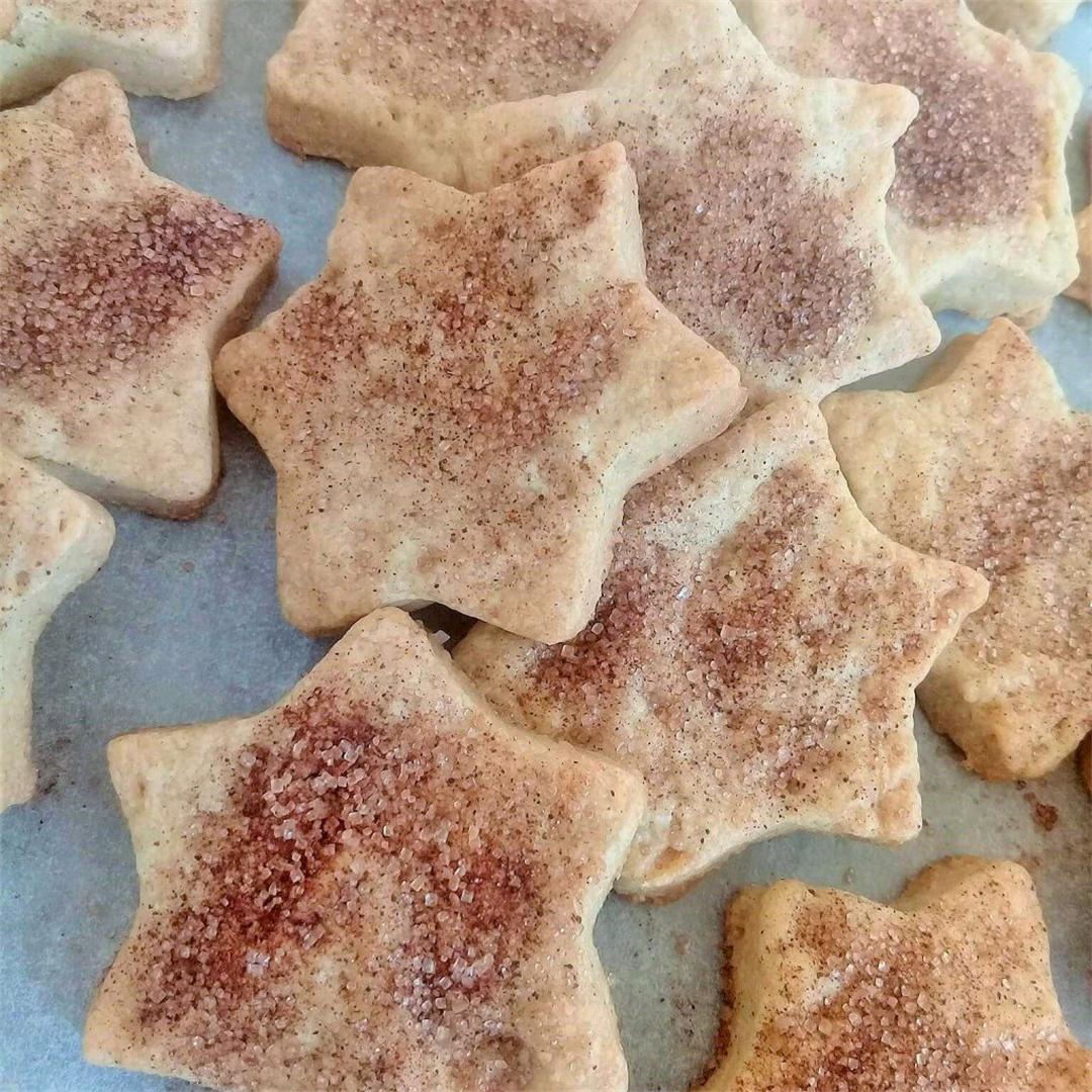 Cinnamon sugar star biscuits