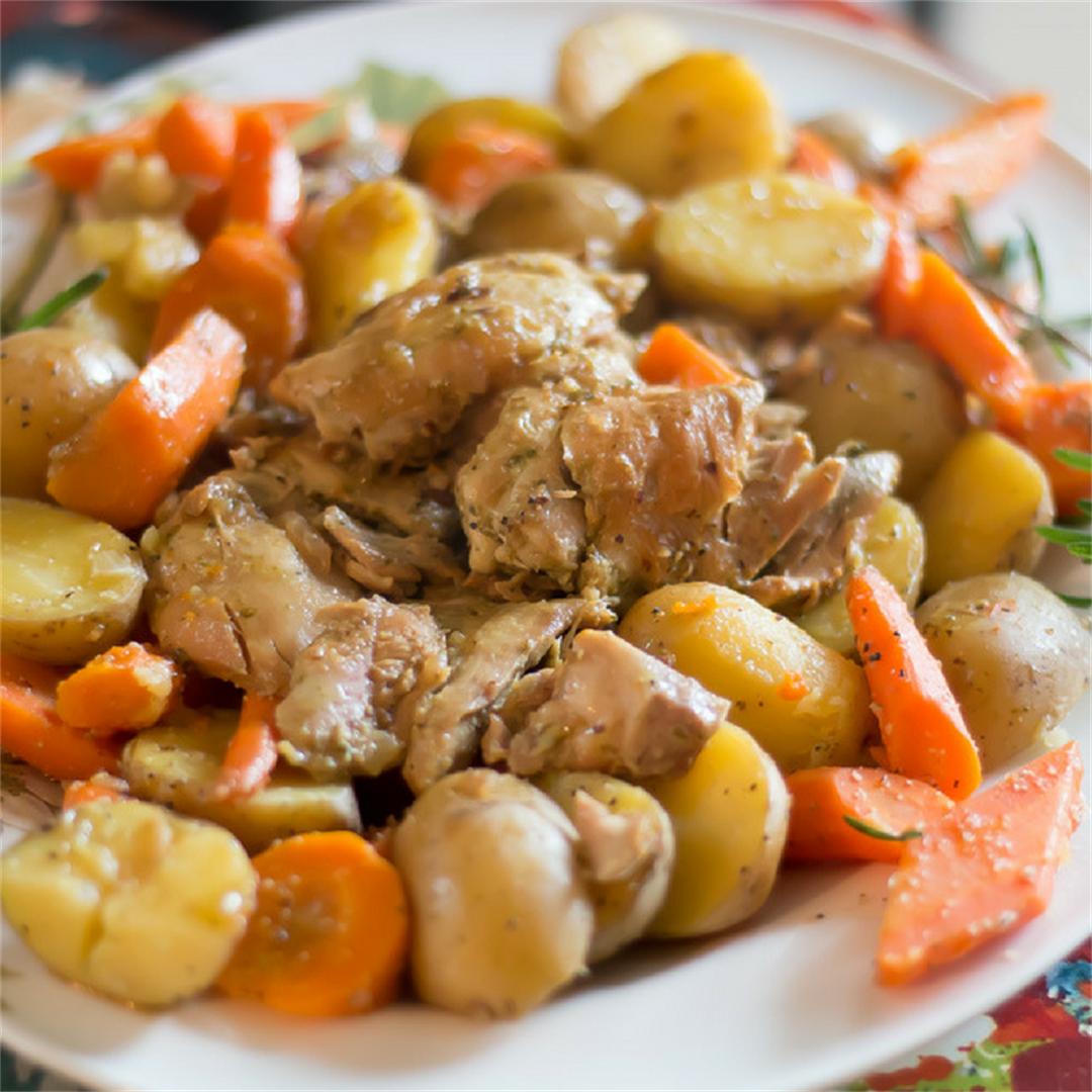 Pesto Chicken with Carrots & Potatoes - Pressure Cooker