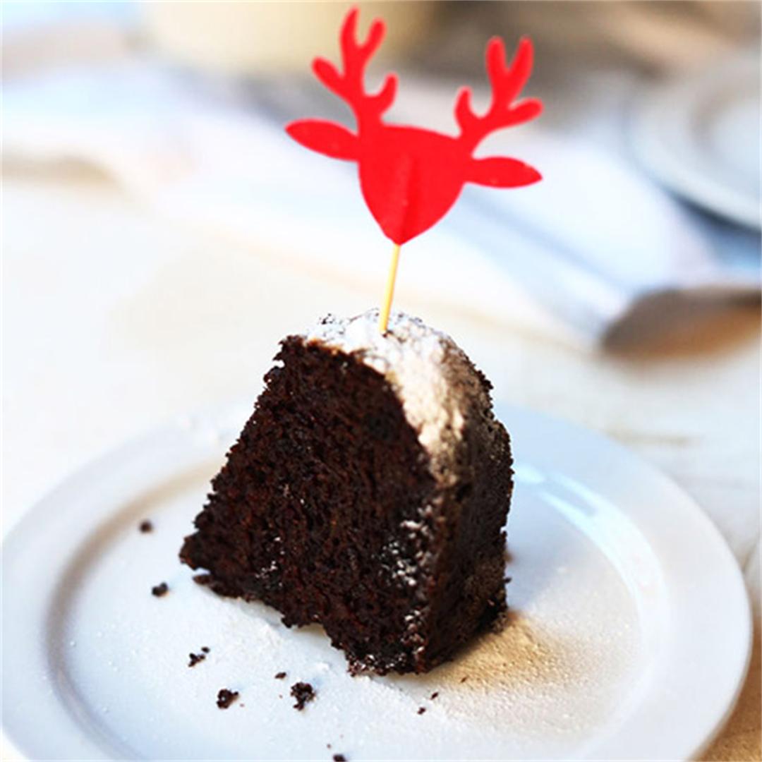 Chocolate Christmas oreo bundt cake