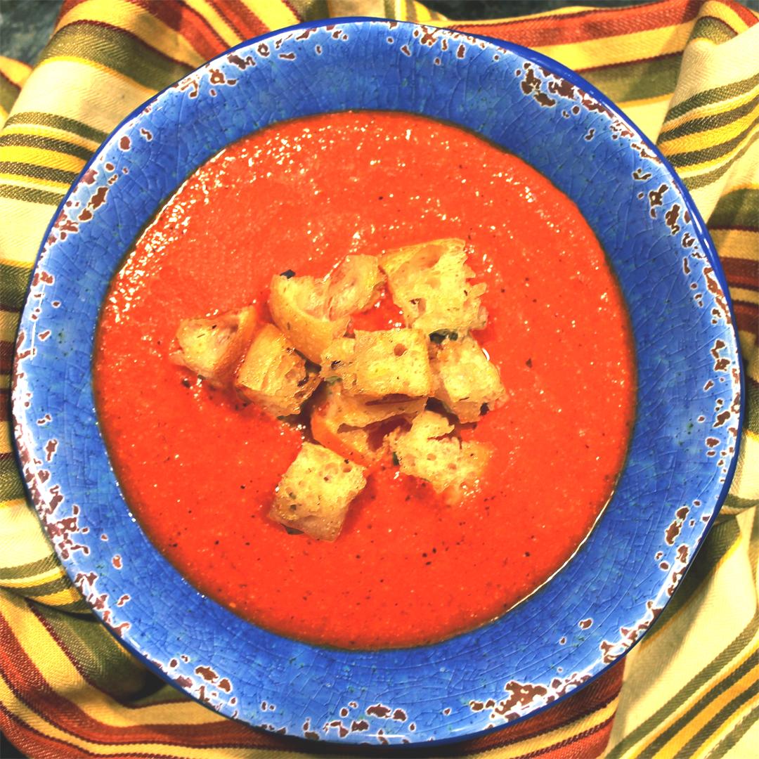 Easy Roasted Tomato Soup & Homemade Croutons